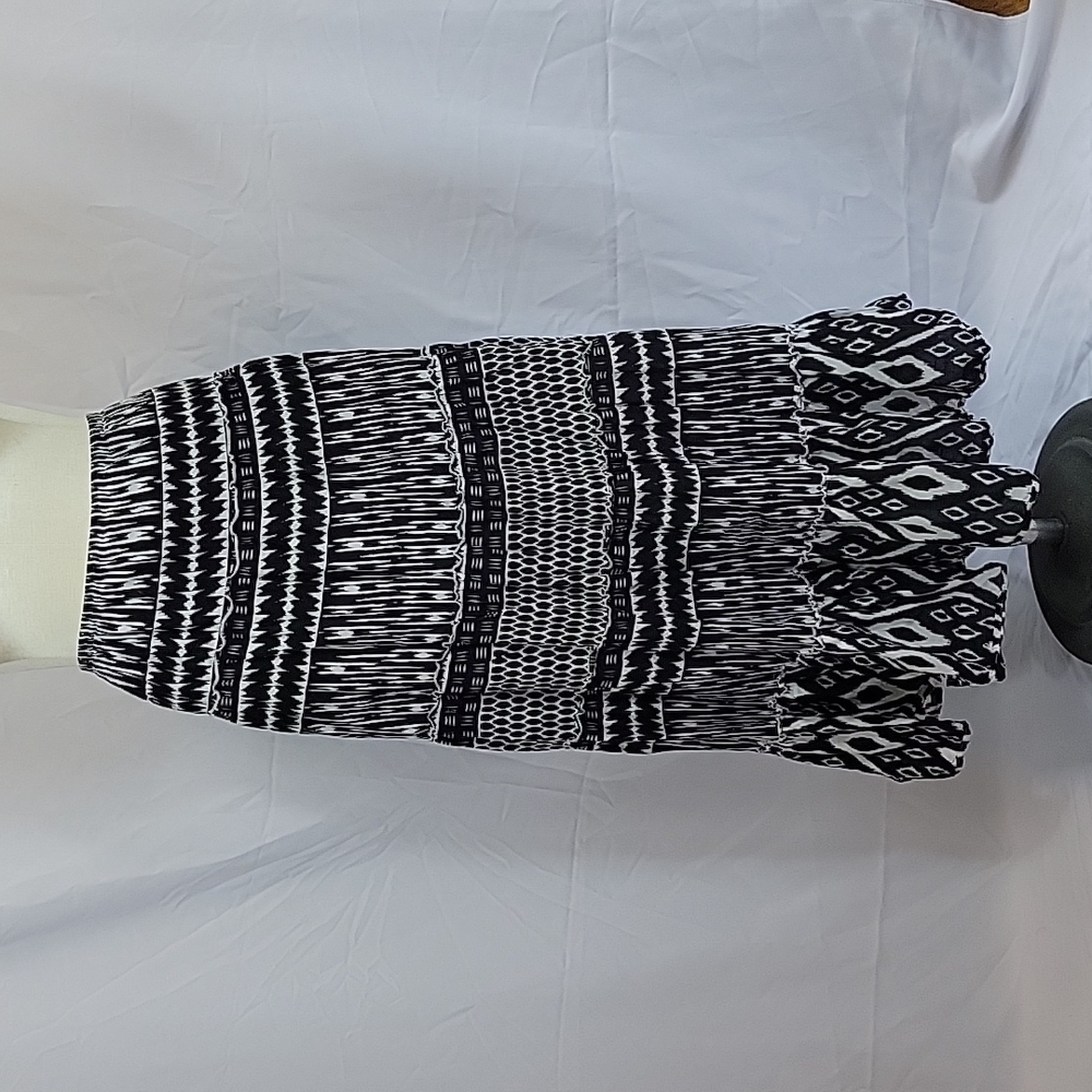 Style & Co Plus Size XL Black & White Patterned Full Skirt